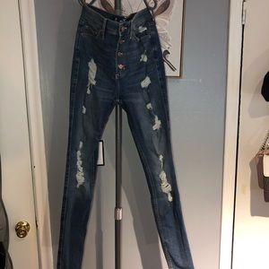 It does not fit me. It is too big